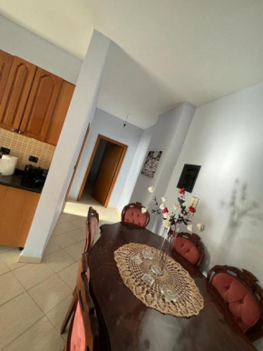 Apartament me qera